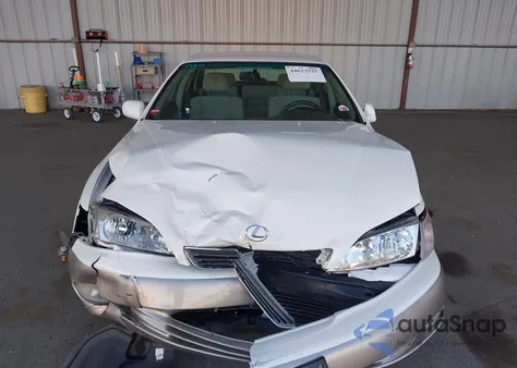 1998 Lexus Es 300 из США, поврежденный, VIN JT8BF28G2W0108101